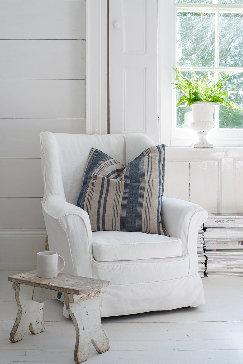 Rustic Home-Spun Linen Blue Stripe Buttoned-Up Envelope Pillowcase - White & Faded